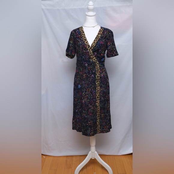 Anthropologie Maeve Morgan black floral leopard print button dress. Size 6 - Picture 2 of 7